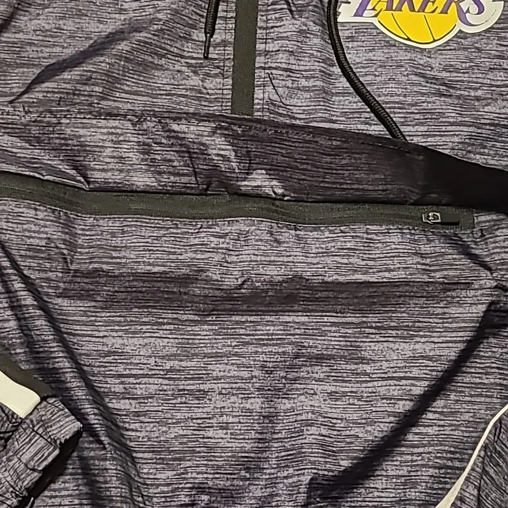 LA Lakers Wind Breaker/ Rain Jacket - Men's Large
